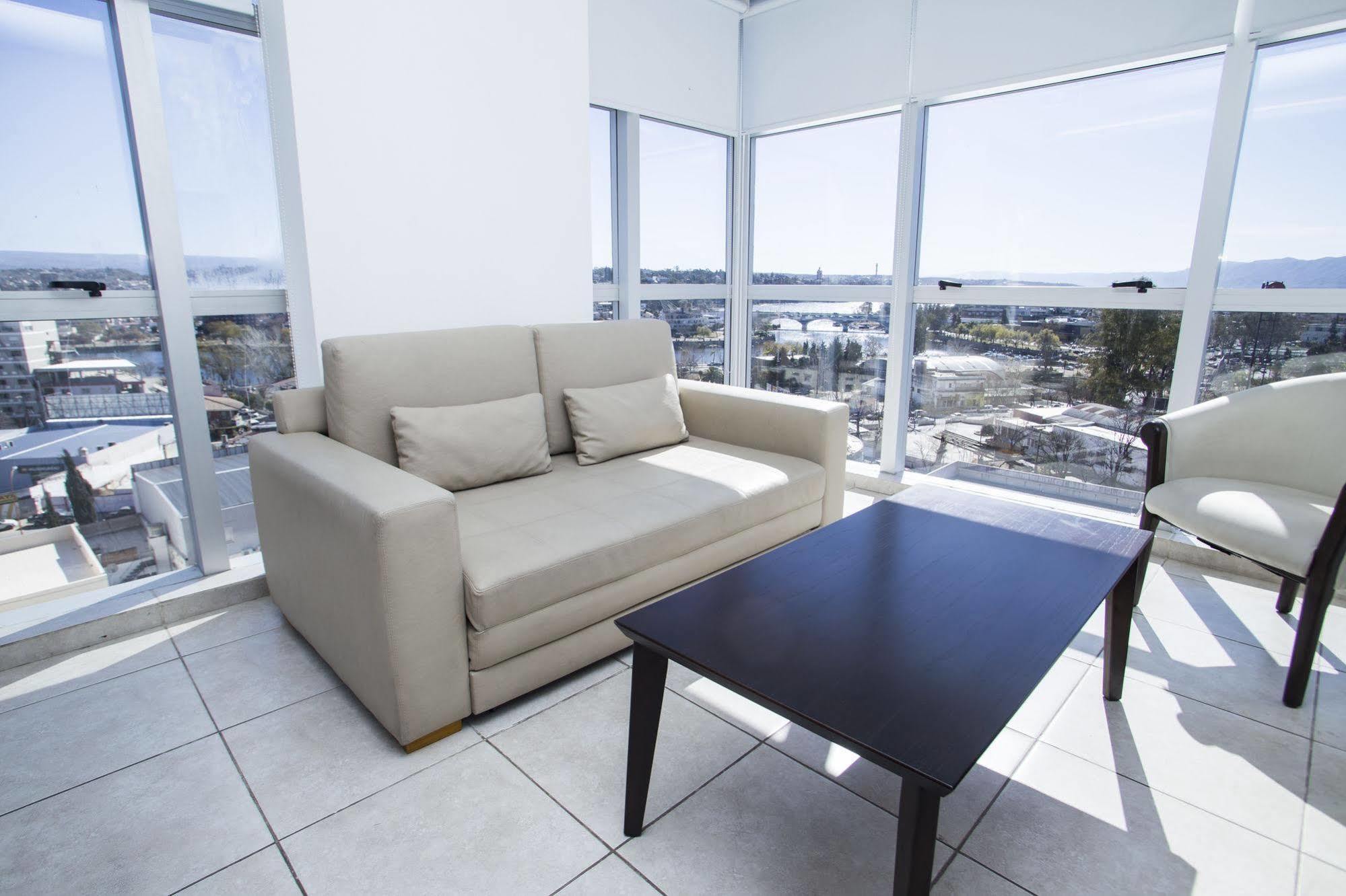 Apart-hotel Amerian Carlos Paz & Villa Carlos Paz